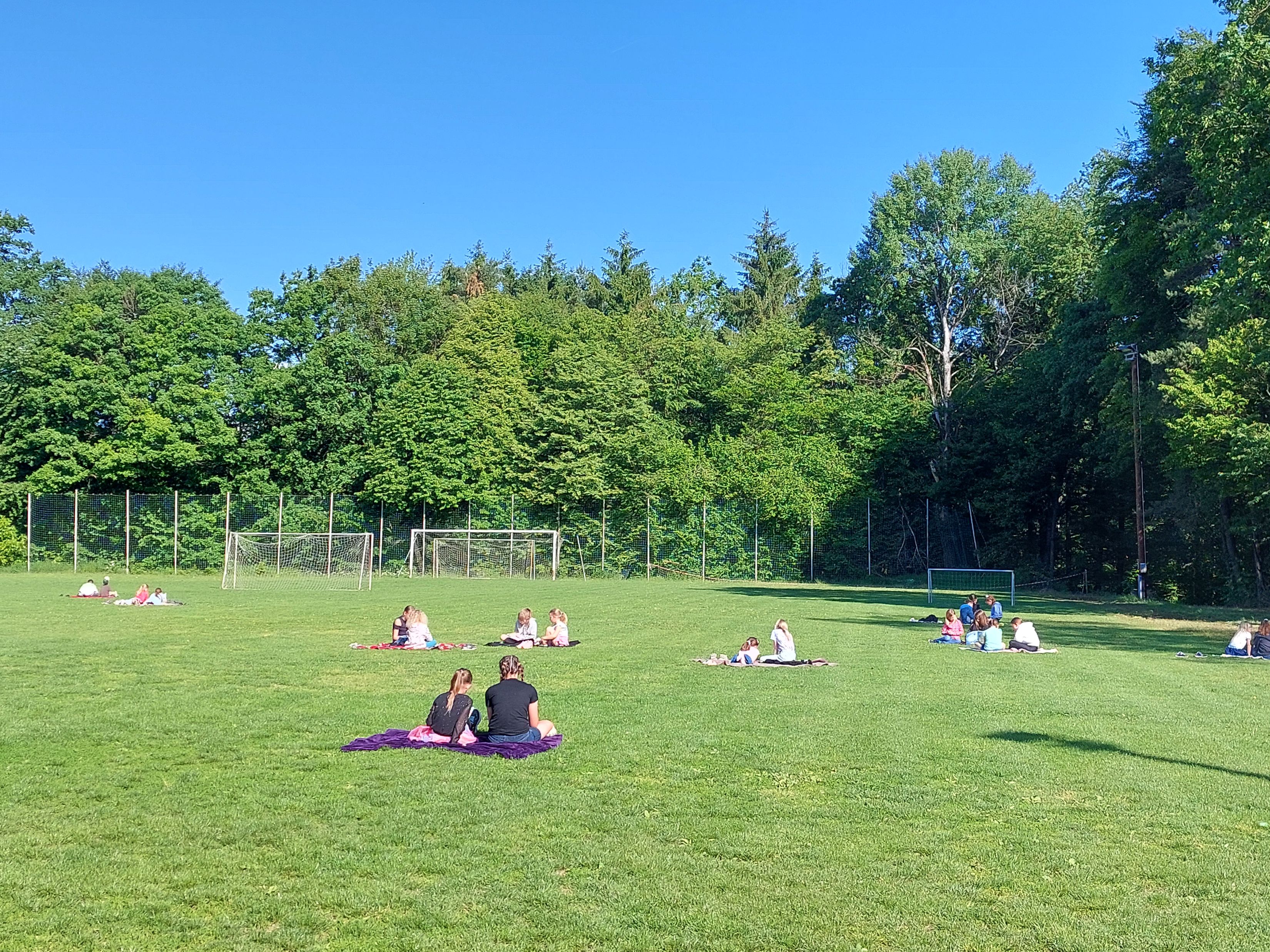 VS und MS gemeinsam „Auf der Lesewiese…“
